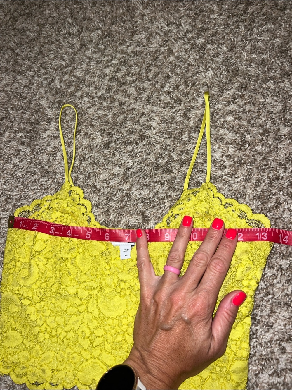 Edition by Express Neon Lace Yellow Lace Crop Top Sz XS - Picture 5 of 12